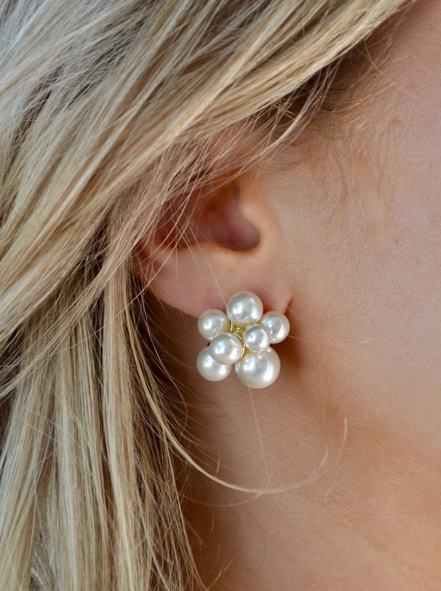 Liz Pearl Cluster Earring
